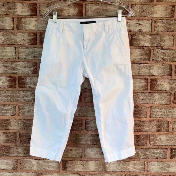 gap capri pants